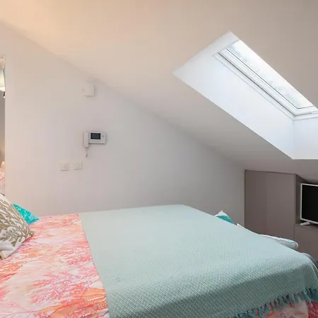 Sara - Luxurious Sea View With Garage Apartment Makarska